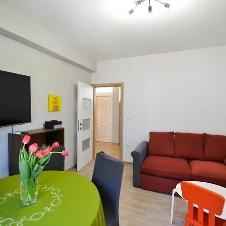 Rocky Ii Apartamento