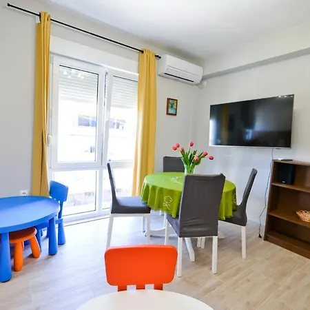 Apartament Rocky Ii *